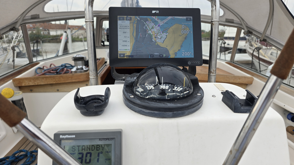 Hallberg Rassy 36 MKII — foto 9 van 33