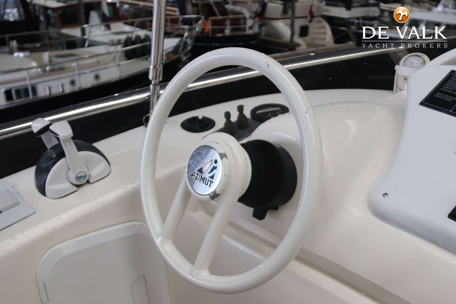 Azimut 68 Plus — foto 19 van 41
