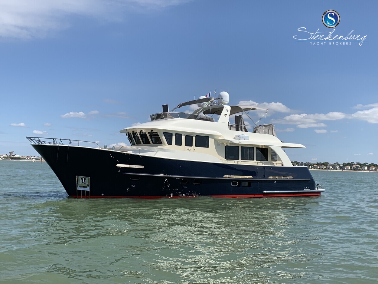 Alm Delfino 60 — foto 1 van 48