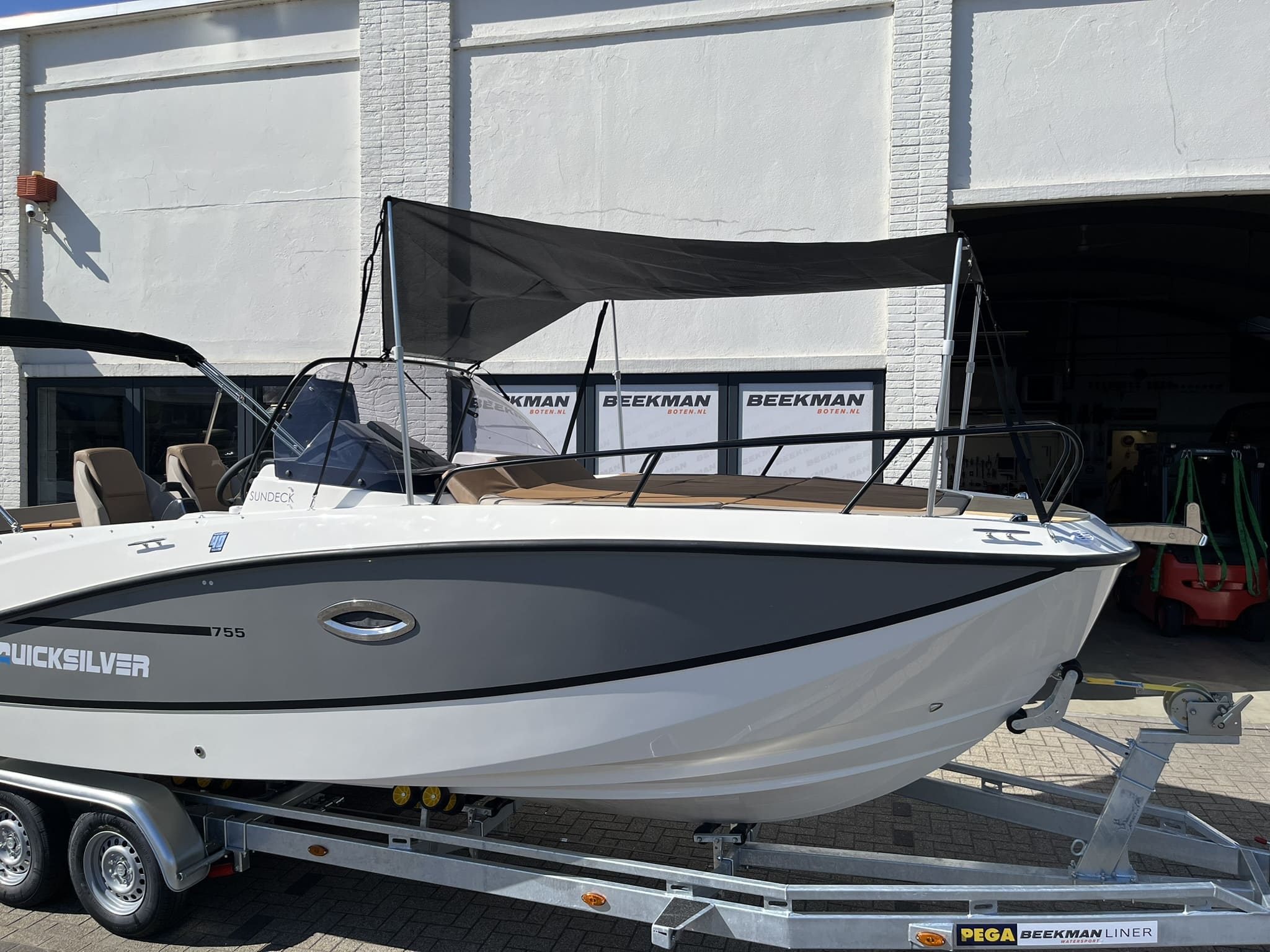 Quicksilver 755 Sundeck — foto 35 van 37