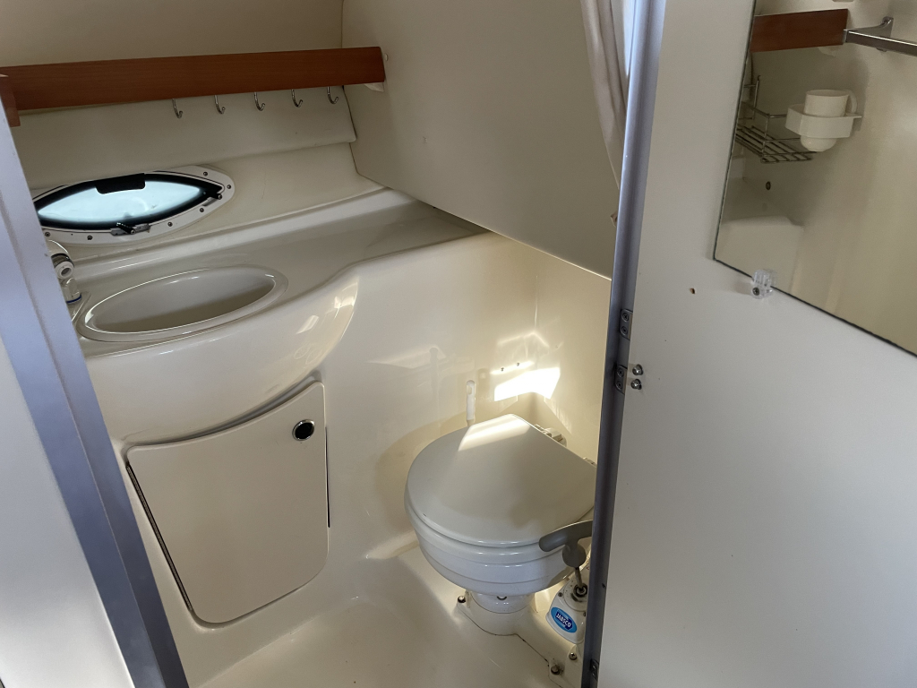 BAYLINER 245 SB — foto 9 van 12