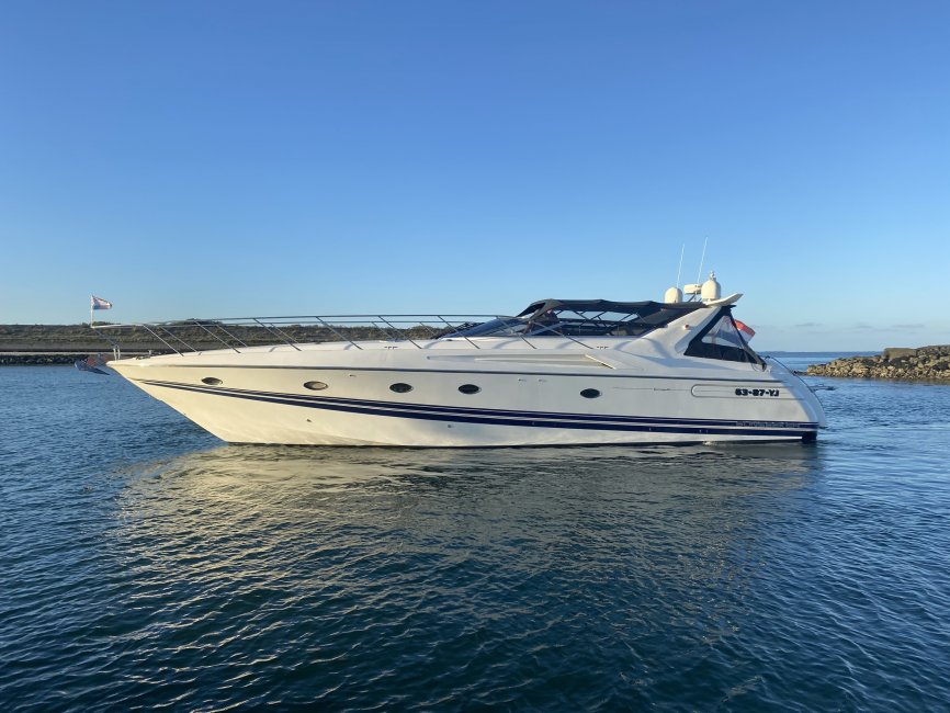 Sunseeker Camargue 55 — foto 1 van 12
