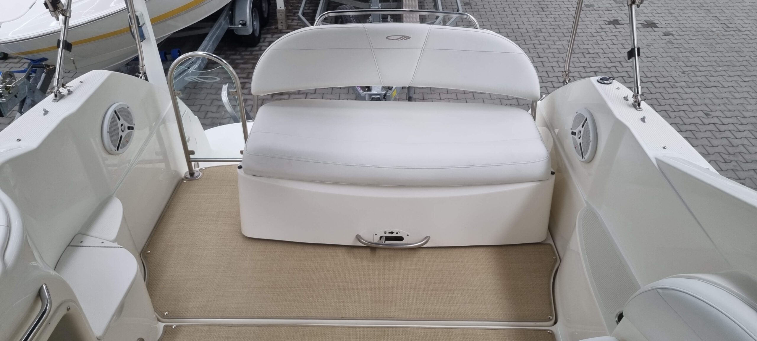 Maxum 2700 SE — foto 8 van 11