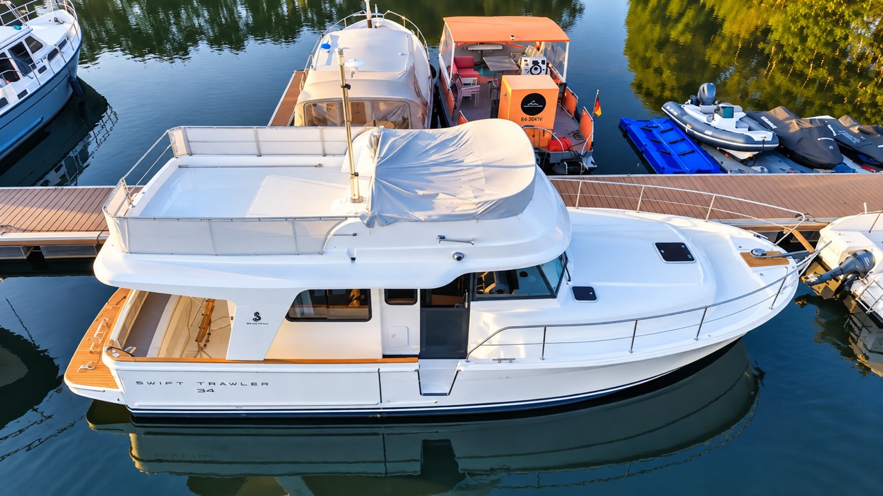 Beneteau Swift Trawler 34 Flybridge — foto 2 van 52