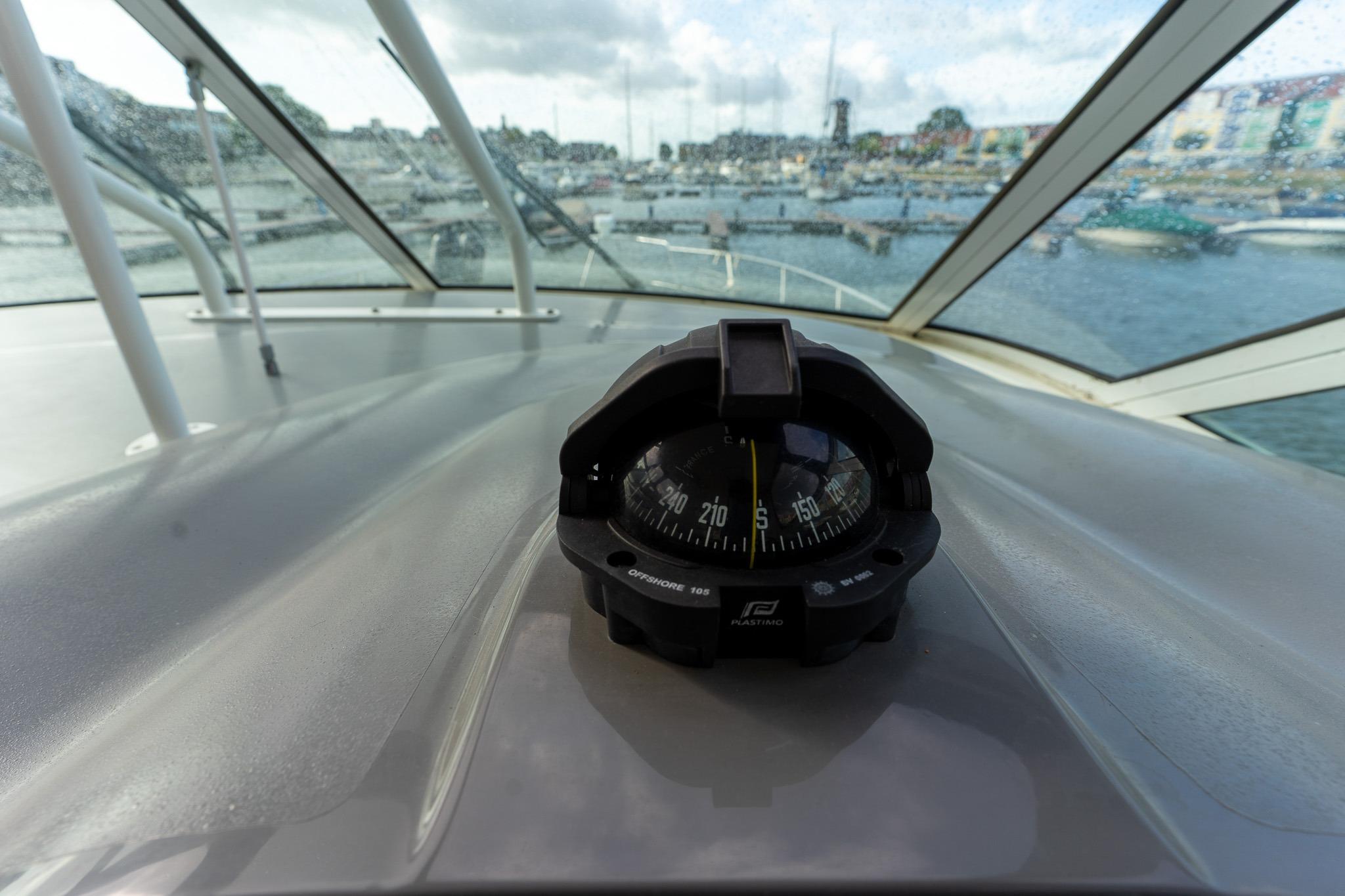 Cruisers Yachts 415 Express Motoryacht — foto 81 van 100
