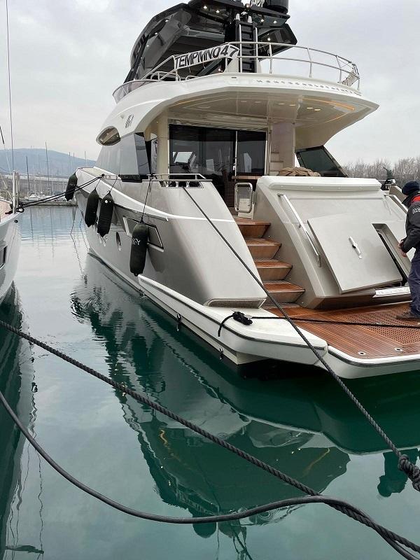 Monte Carlo Yachts MCY 76 — foto 6 van 24
