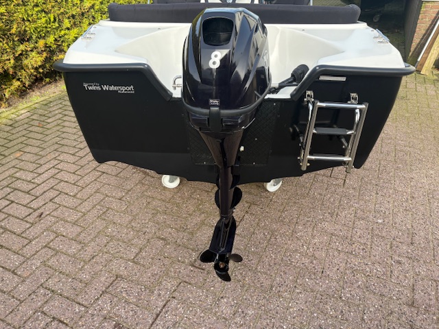 VAARKLAAR!! ZGAN Twins 435 met Tohatsu 8 PK en  Dekzeil — foto 6 van 10
