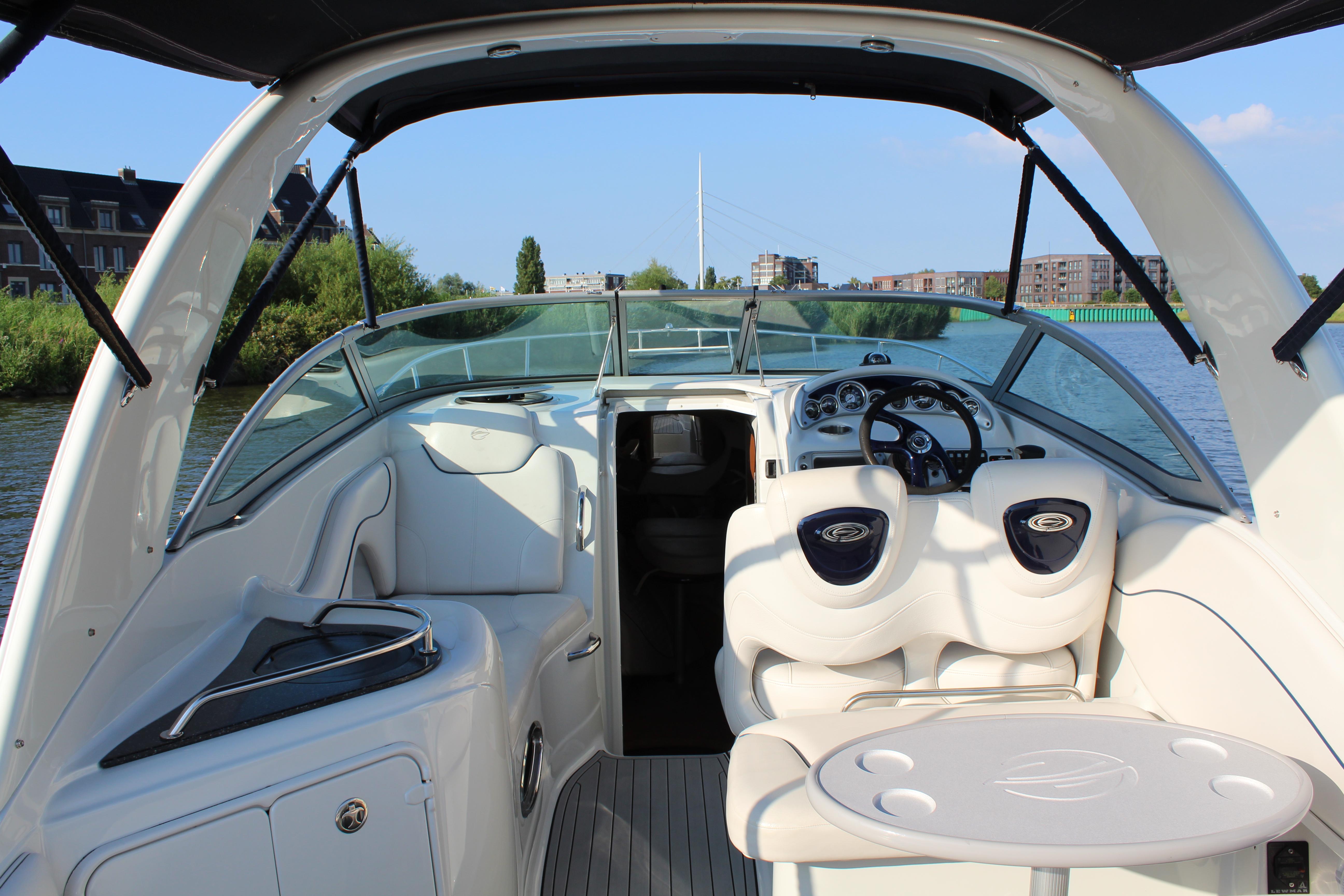Crownline 270 CR — foto 9 van 25