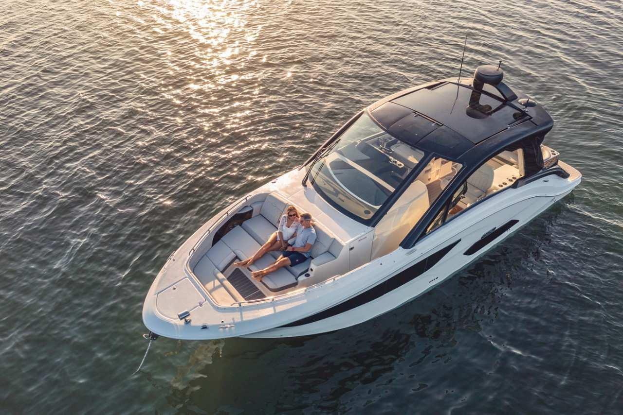 Sea Ray Sundancer 370 — foto 2 van 11