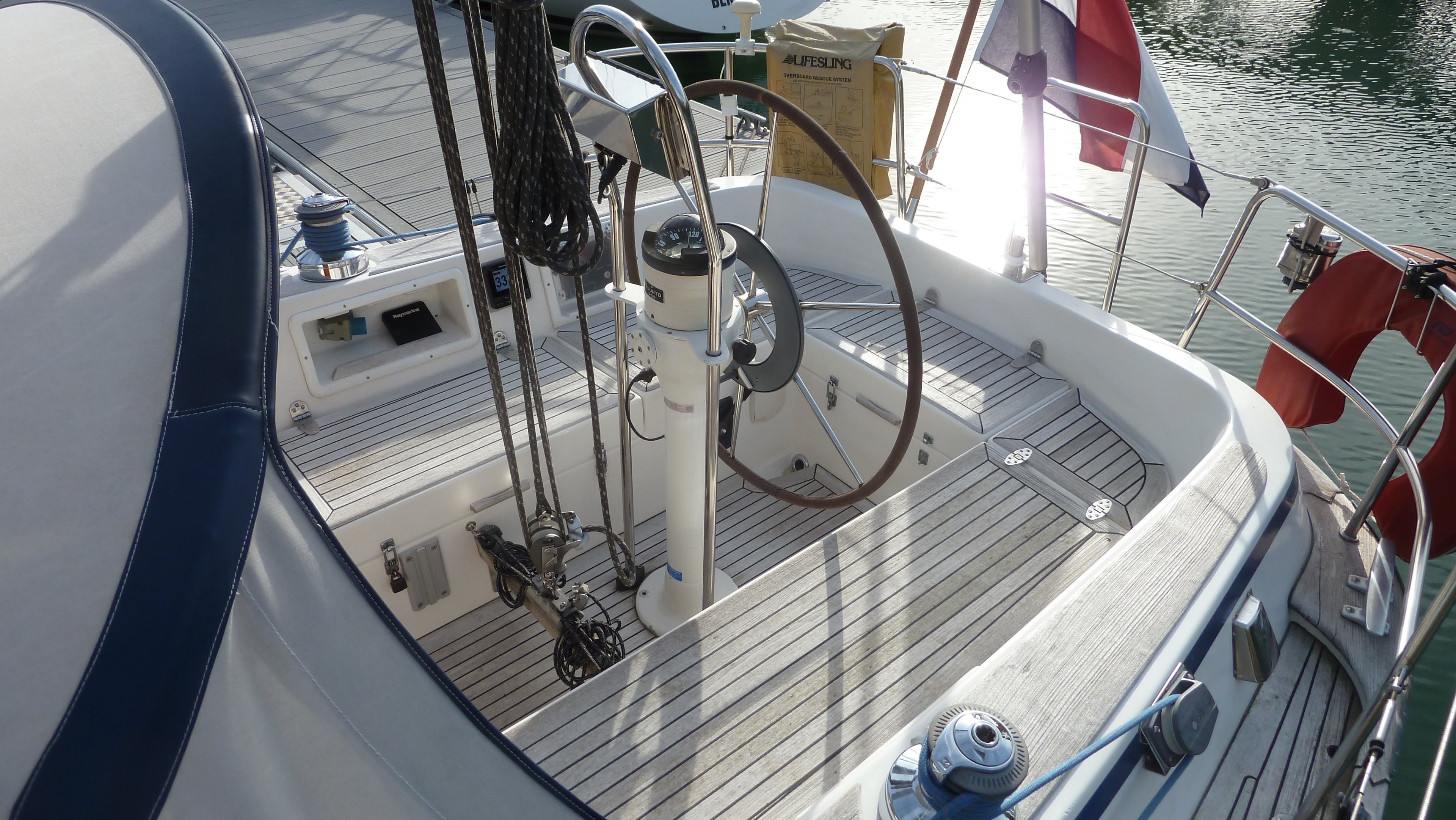 Hallberg Rassy 34 — foto 12 van 12