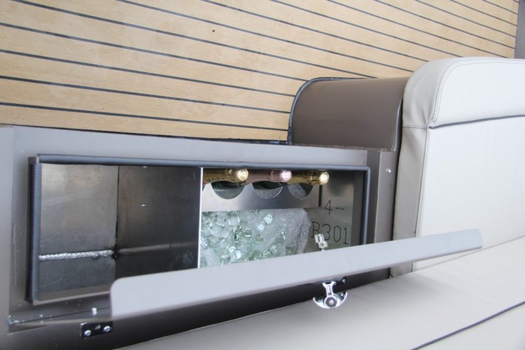 Triple 7 tender  — foto 13 van 22