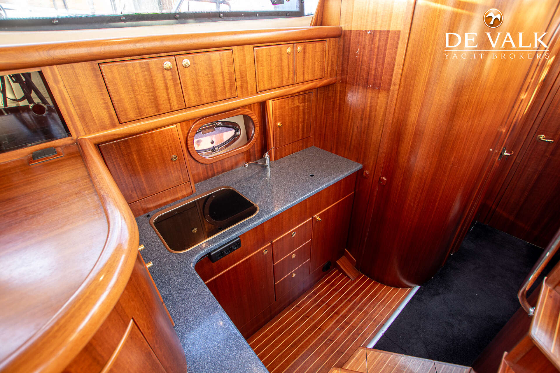 Galeon 380 Fly — foto 30 van 39