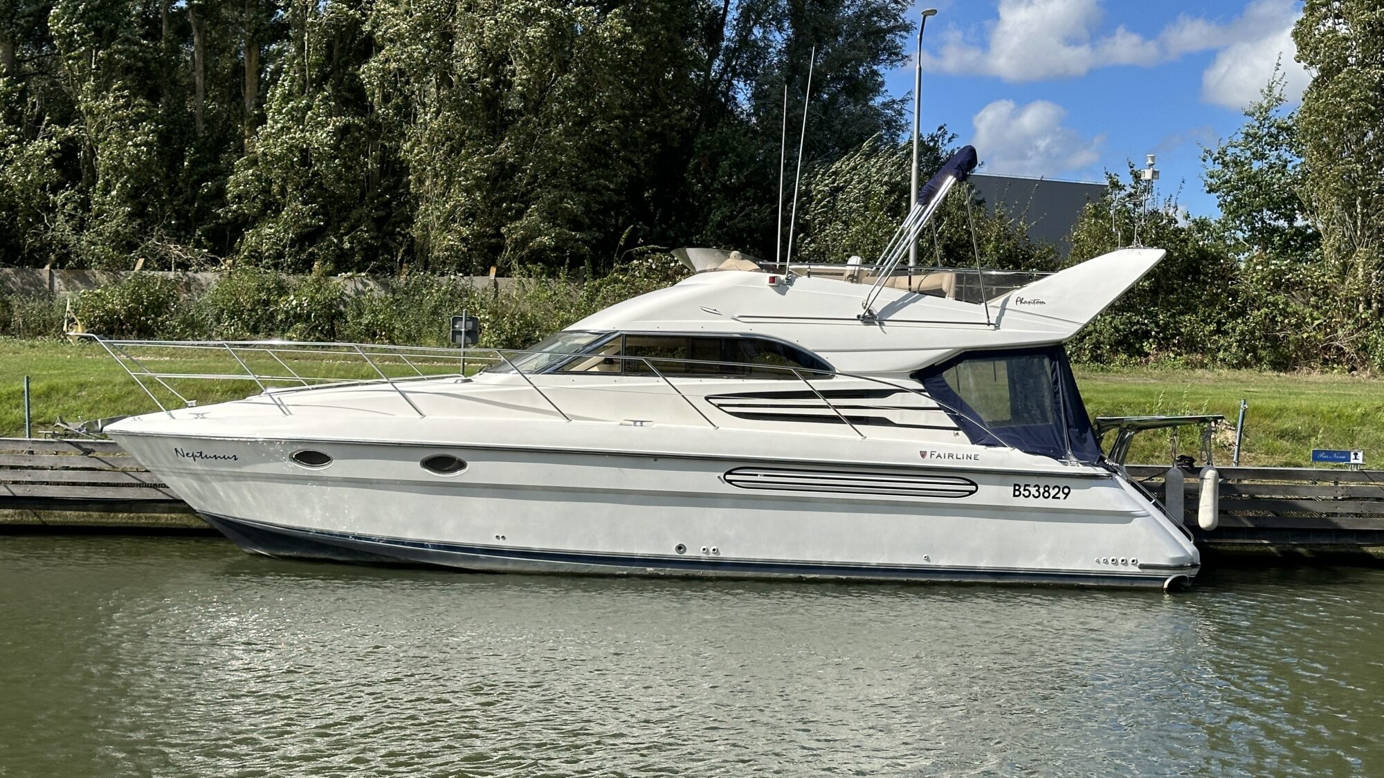 Fairline Phantom 40 Flybridge — foto 4 van 57