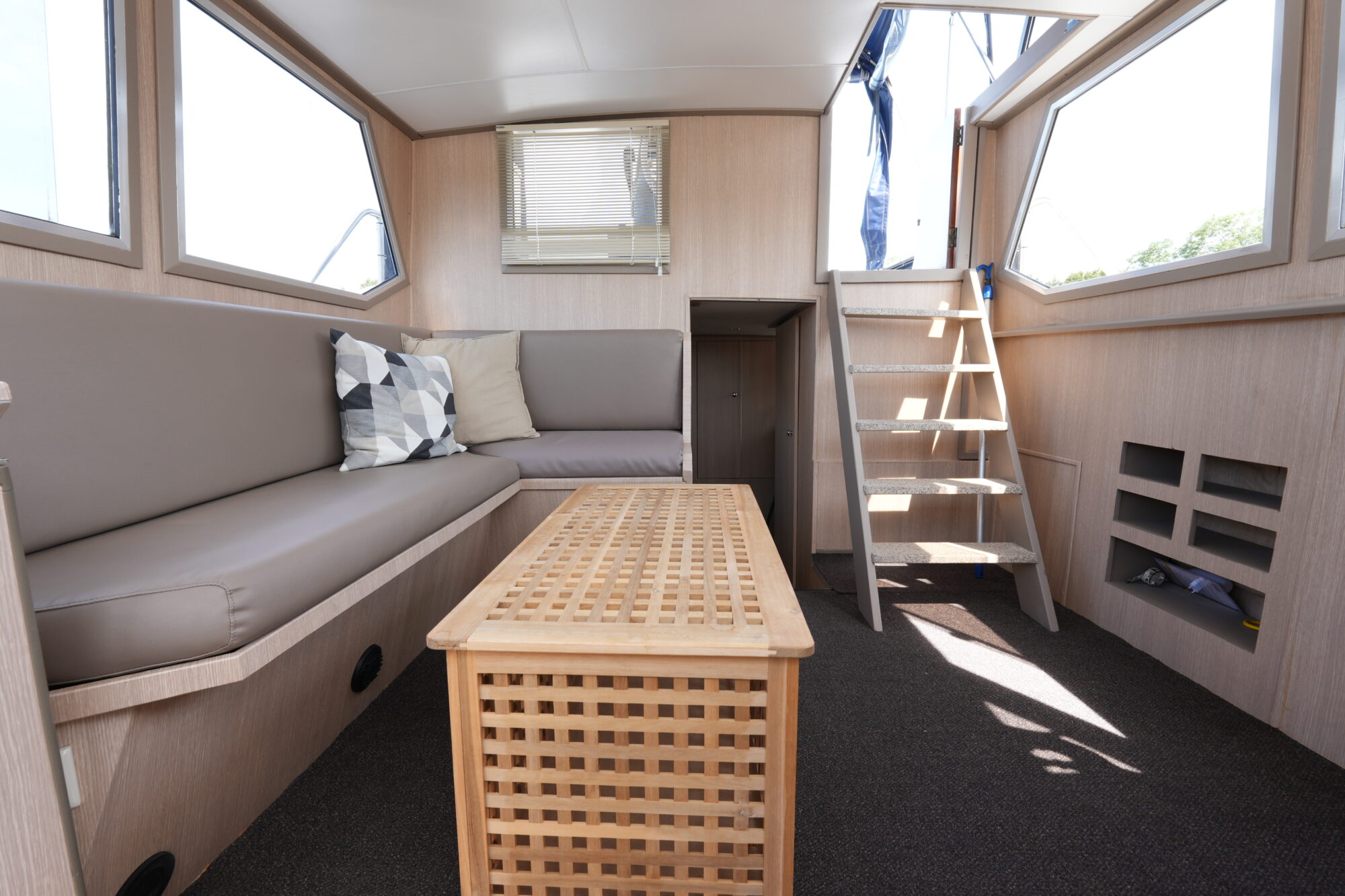 Vechtkruiser 10.50 AK Cabrio — foto 27 van 40