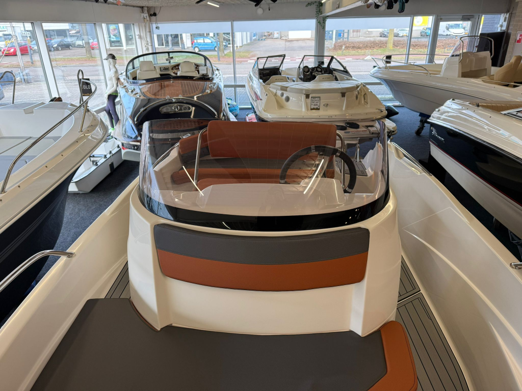AM Yacht 520 Open — foto 12 van 16