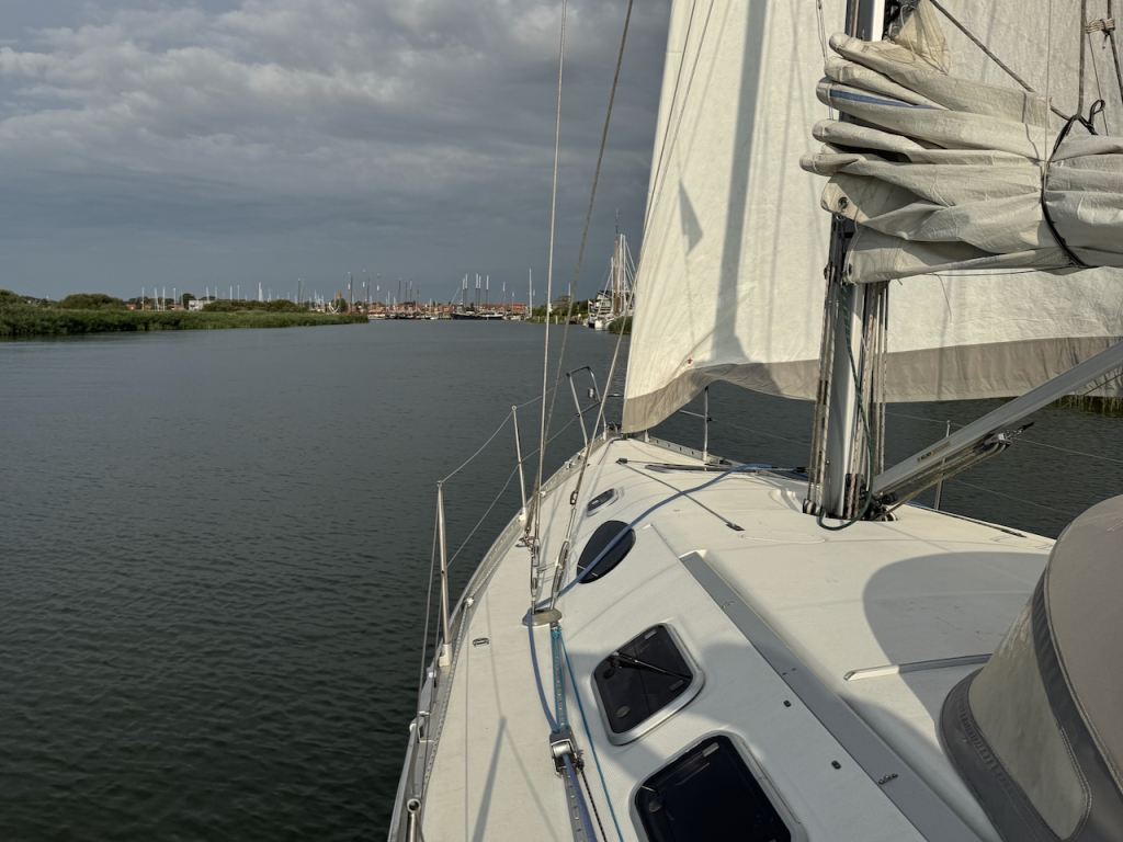 Beneteau First 38s5 — foto 6 van 24