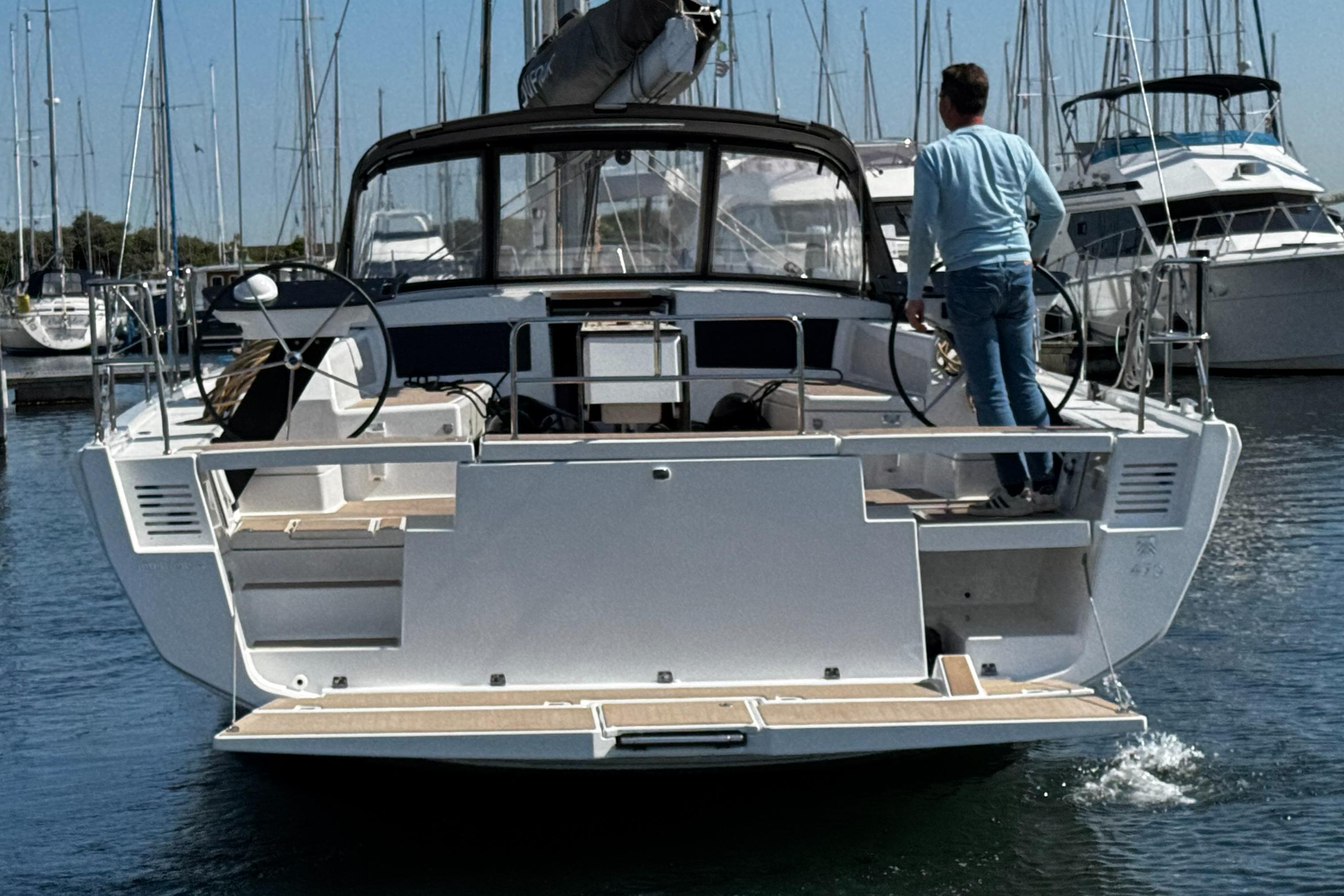 Dufour 470 — foto 6 van 11