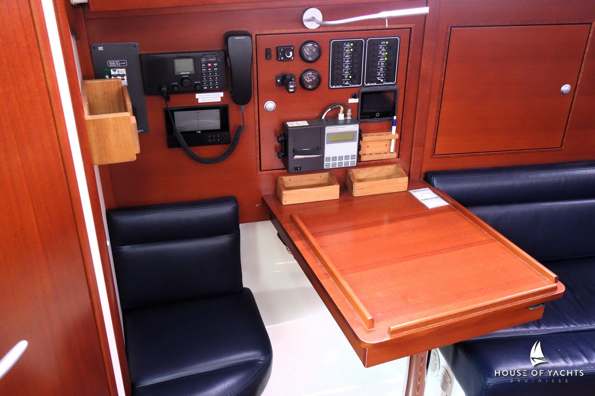 Hanse 315 — foto 2 van 12