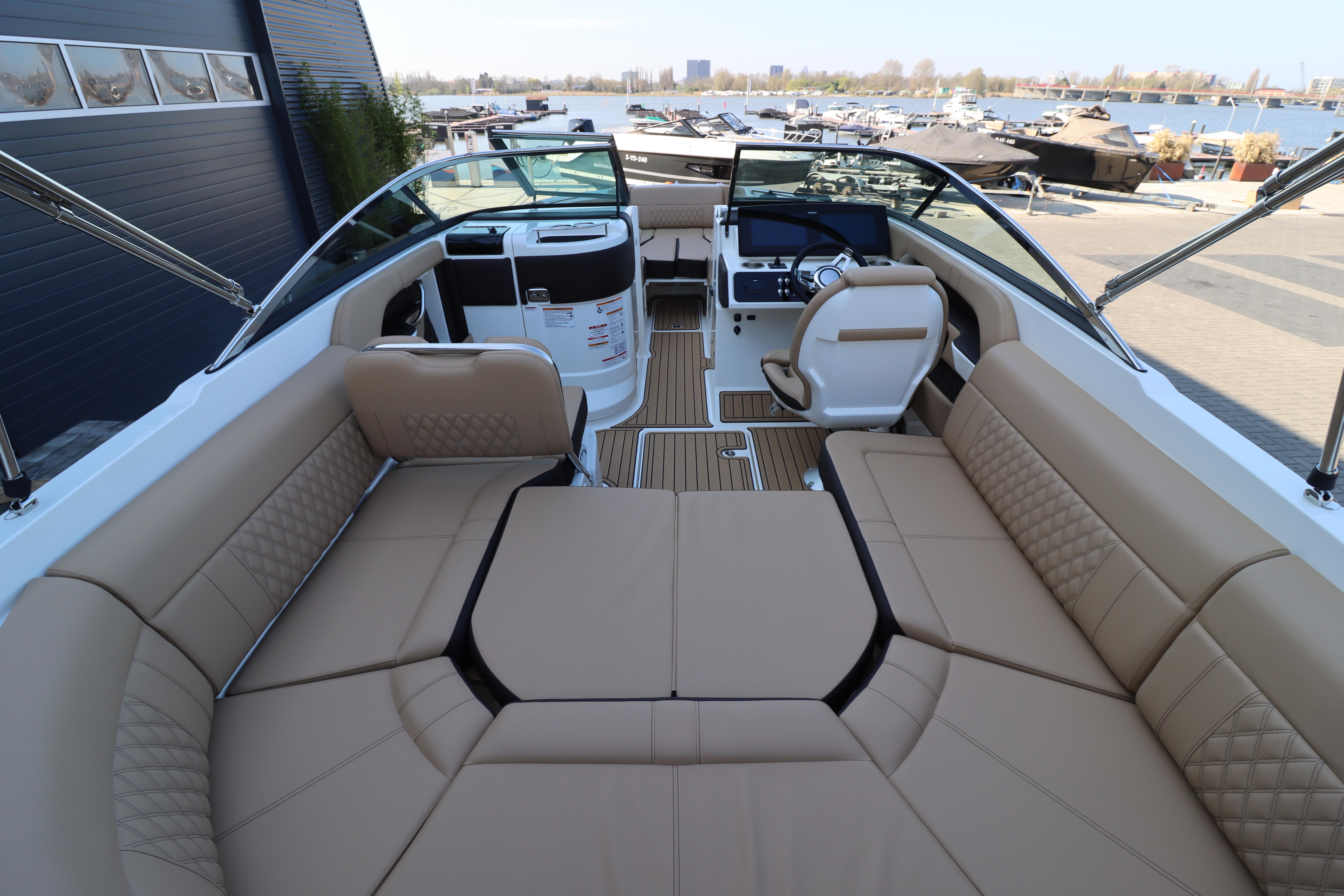 Sea Ray SLX 250 — foto 36 van 39
