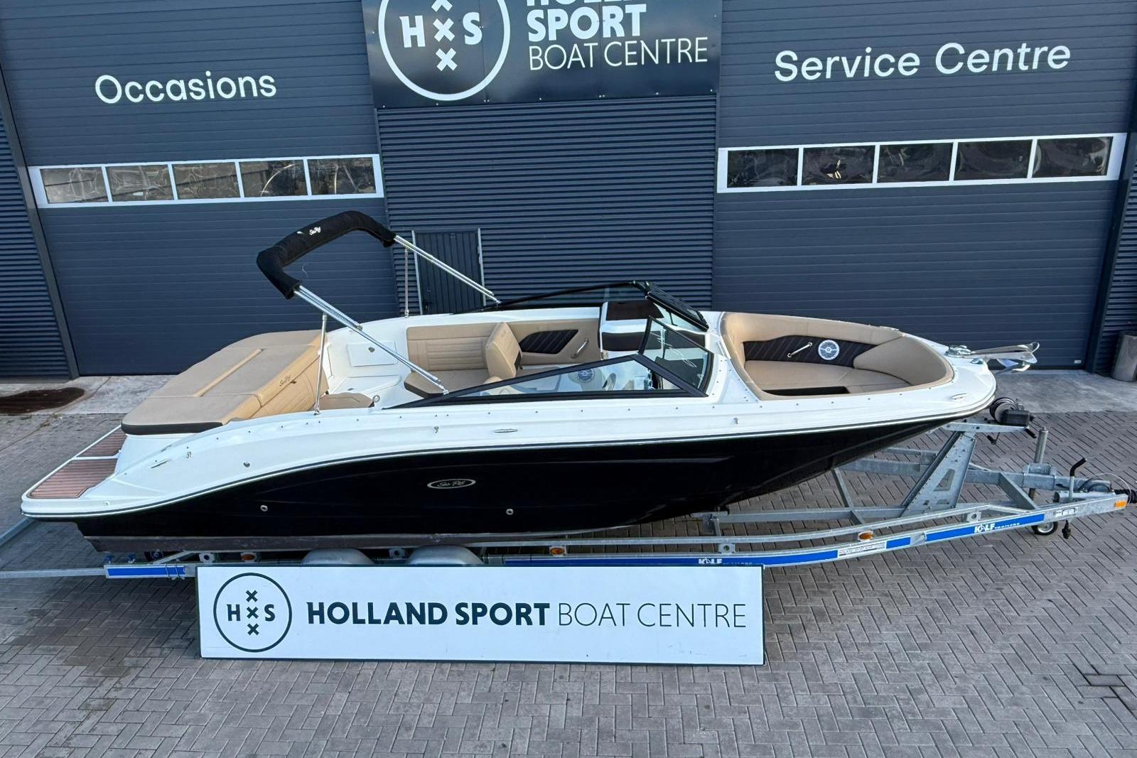 Sea Ray SPX 230 — foto 8 van 47