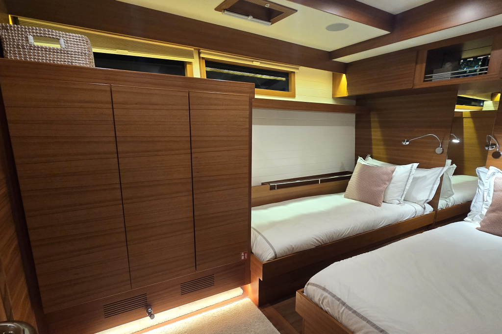Delta Powerboats 88 Carbon — foto 53 van 75