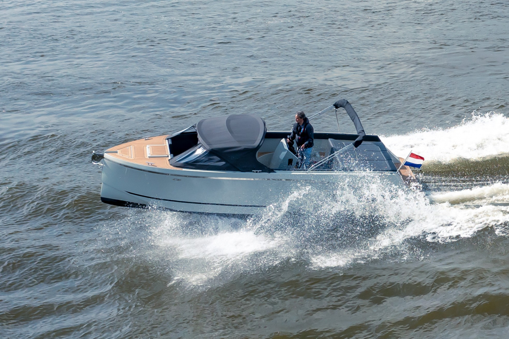 Maxima 740 Tender | Zelf samenstellen vanaf €42.950,- — foto 2 van 32