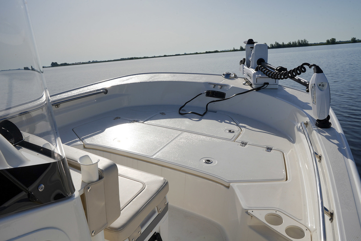 Boston Whaler 210 Montauk — foto 37 van 50
