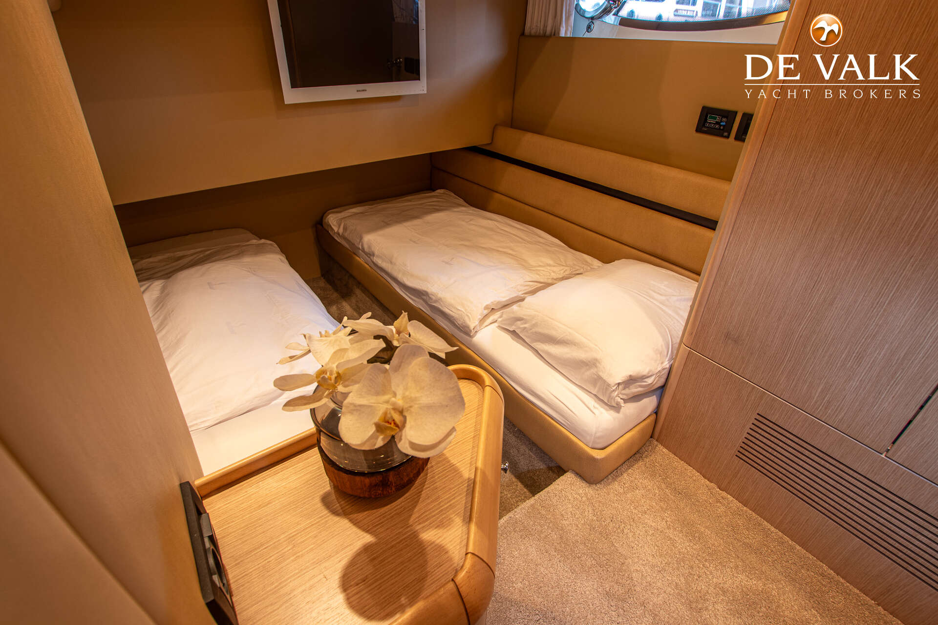 Ferretti 550 — foto 33 van 43
