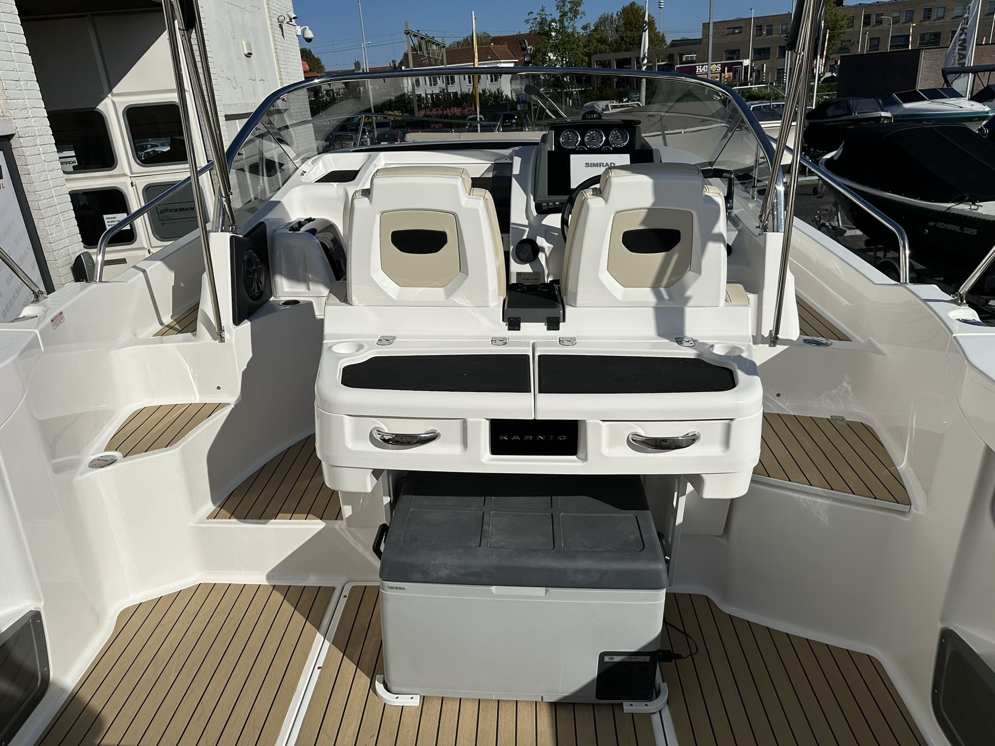 Karnic SL800 Walkaround — foto 15 van 40