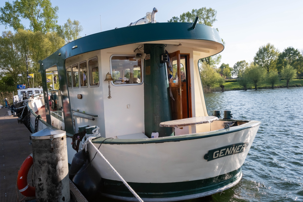 Kotter, woonkotter Ex viskotter zeegaand — foto 4 van 57