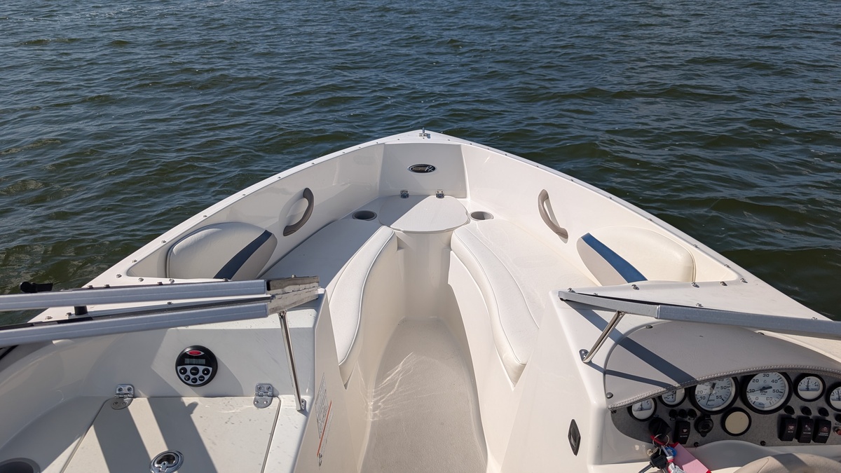 Stingray 195RX — foto 7 van 76