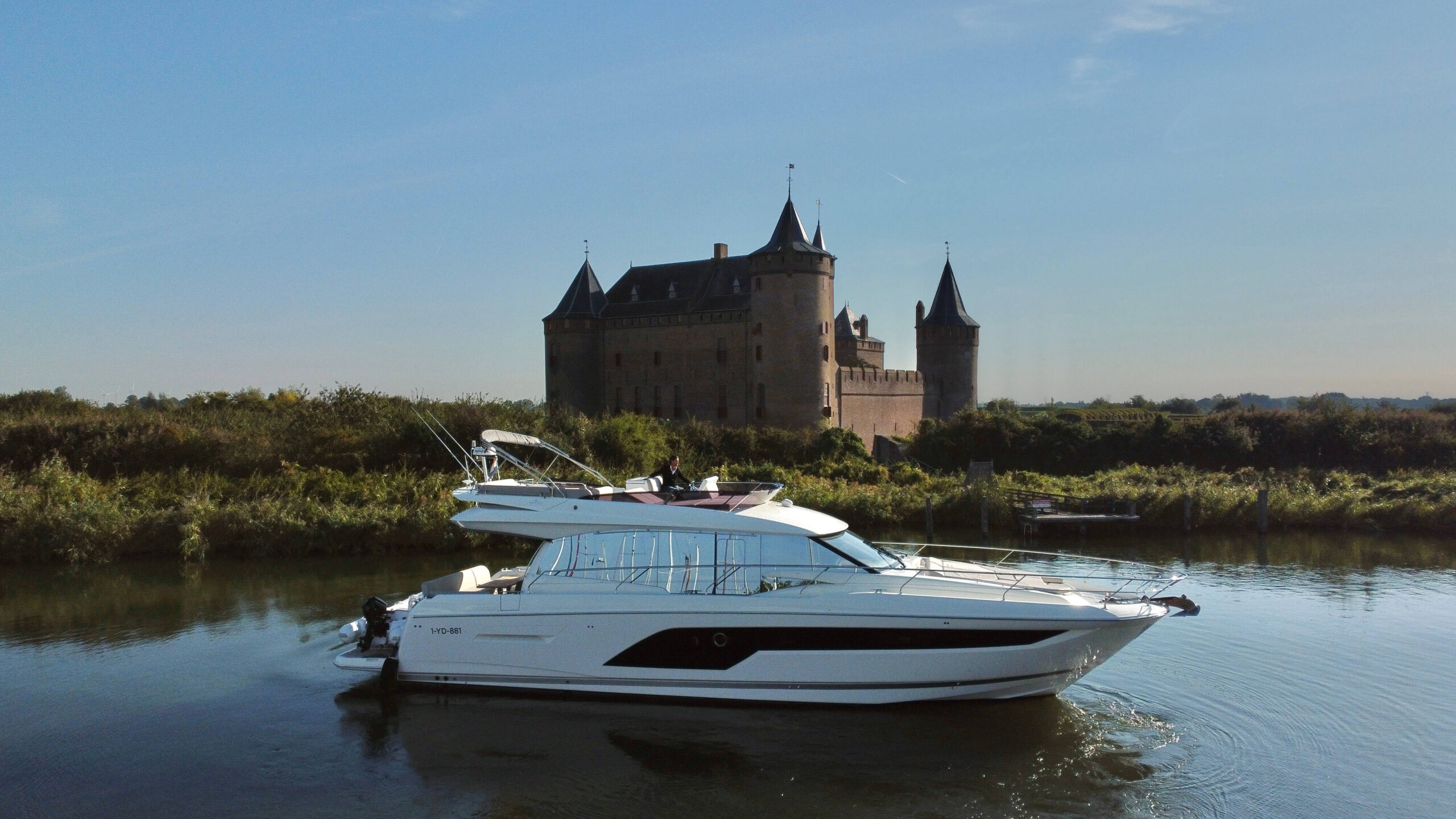 Prestige590 Flybridge