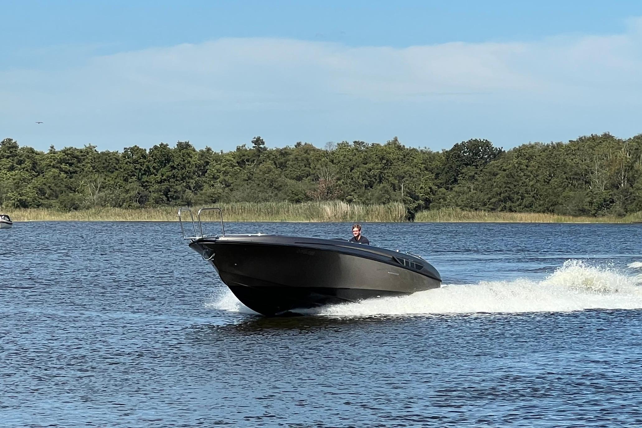 Riva Shuttle — foto 14 van 34