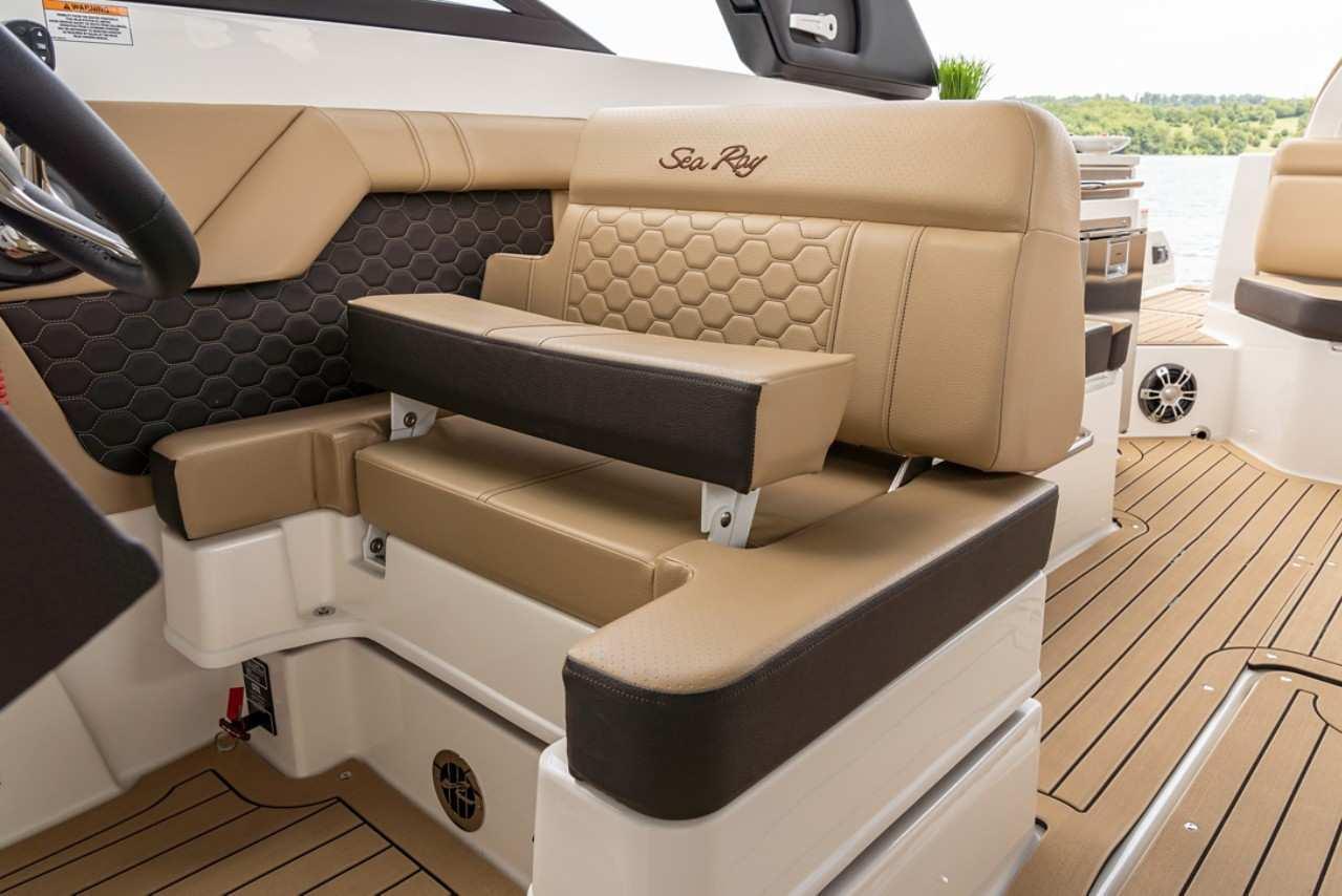 Sea Ray SDX 290 — foto 8 van 14