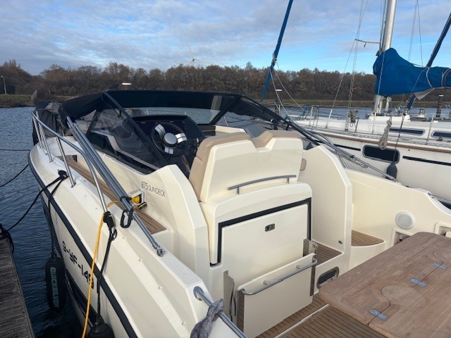 Quicksilver 875 Sundeck Active — foto 6 van 60