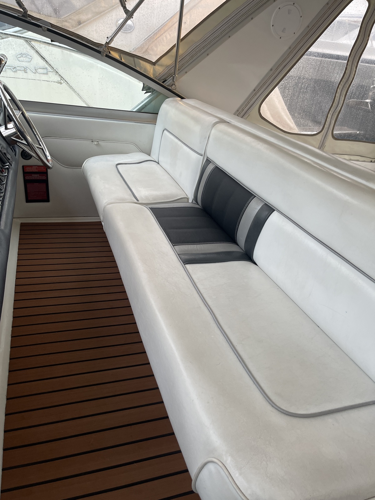 Sea Ray 310 Sundancer — foto 15 van 49