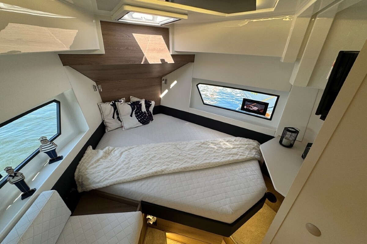 Cobra Yachts Campione 41 Coupe — foto 11 van 12