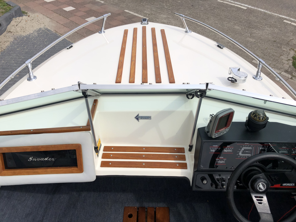 Invader Elan 177 — foto 8 van 16