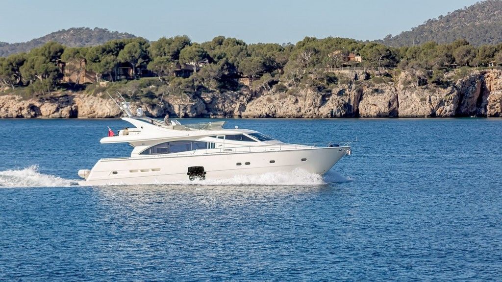 Ferretti 731