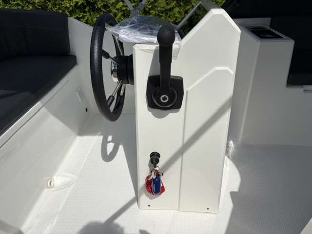 DEMO!! Coastliner 439XL met Tohatsu 9.9/20 PK en buiskap — foto 6 van 20