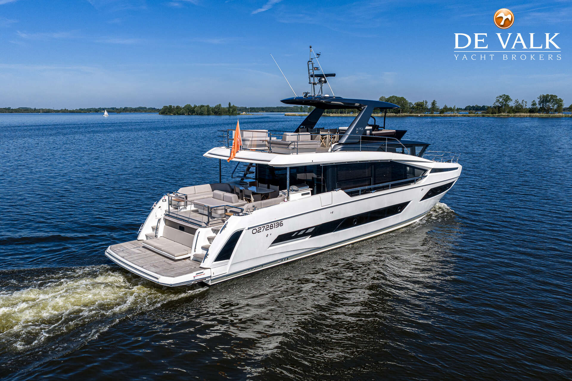 Prestige X70 — foto 4 van 44