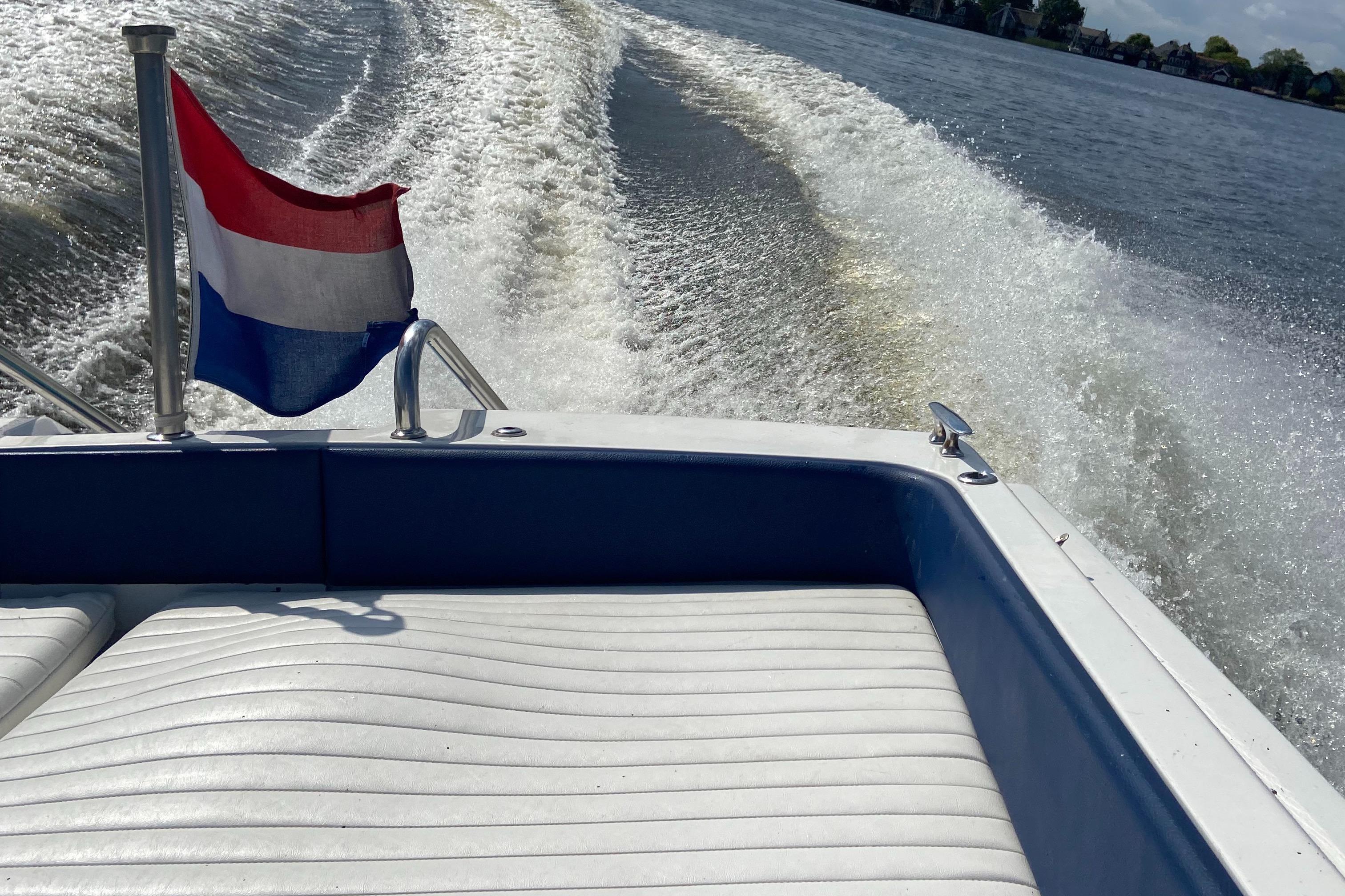 Monte Carlo 30 Offshore — foto 11 van 26