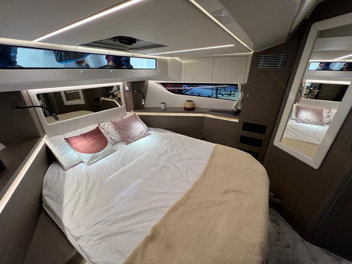 Jeanneau 1295 FLY — foto 16 van 29
