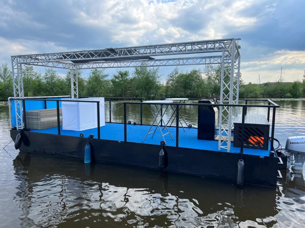 Partyboot Staal Pontoon — foto 5 van 15