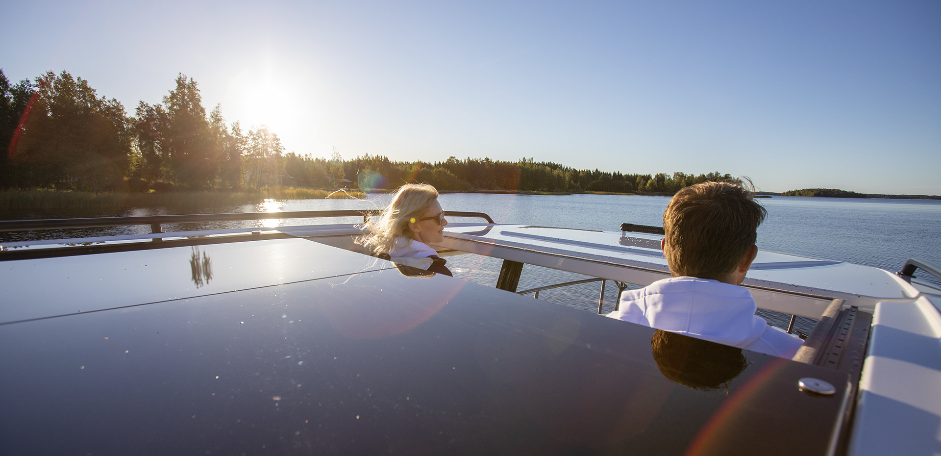Finnmaster pilot 8 met 2x 200 pk Yamaha motoren  — foto 19 van 45