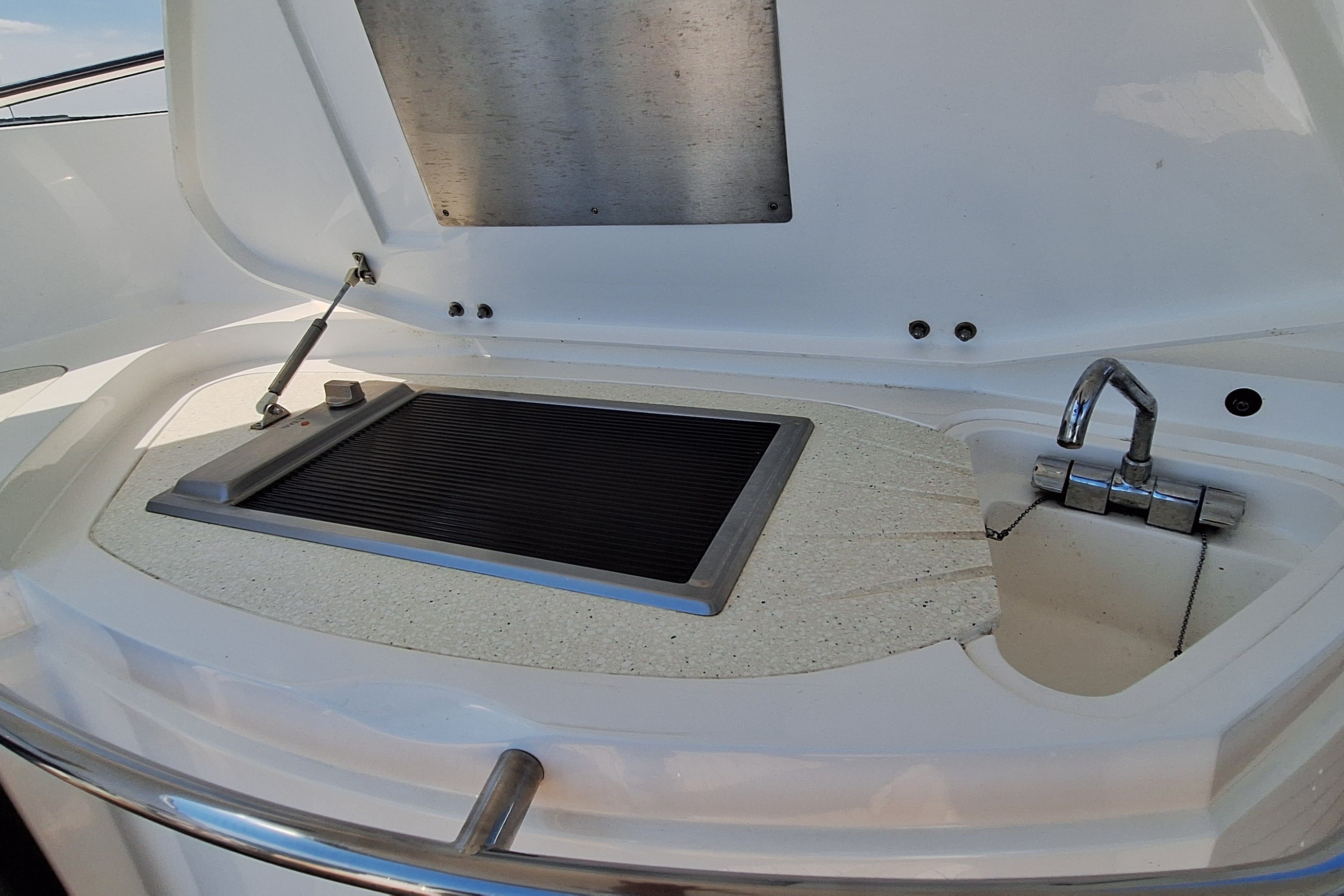 Sunseeker Portofino 47 — foto 37 van 92