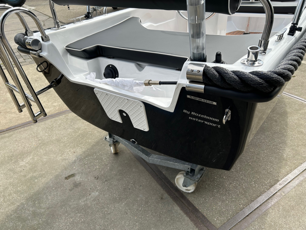 Amigo 400 classic console sloep met elektrische buitenboordmotor — foto 4 van 6