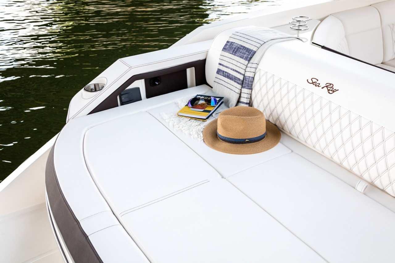 Sea Ray SLX 310 — foto 2 van 10