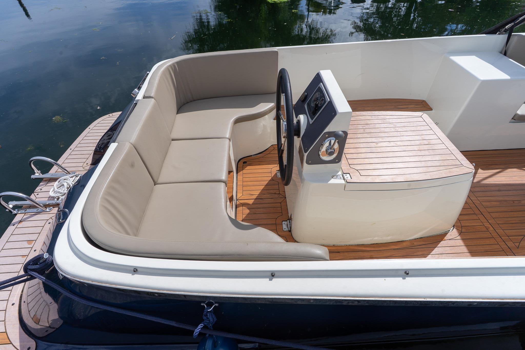 Tender Excellent 750 — foto 6 van 13