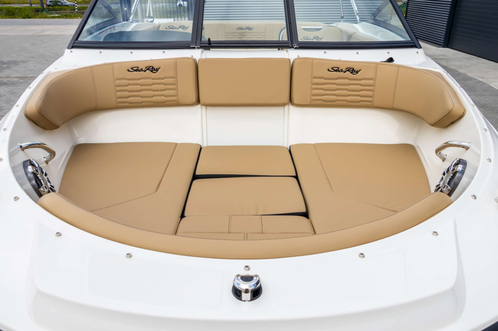 Sea Ray SPX 210 — foto 9 van 37